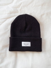 Load image into Gallery viewer, Intemporel Black Beanie
