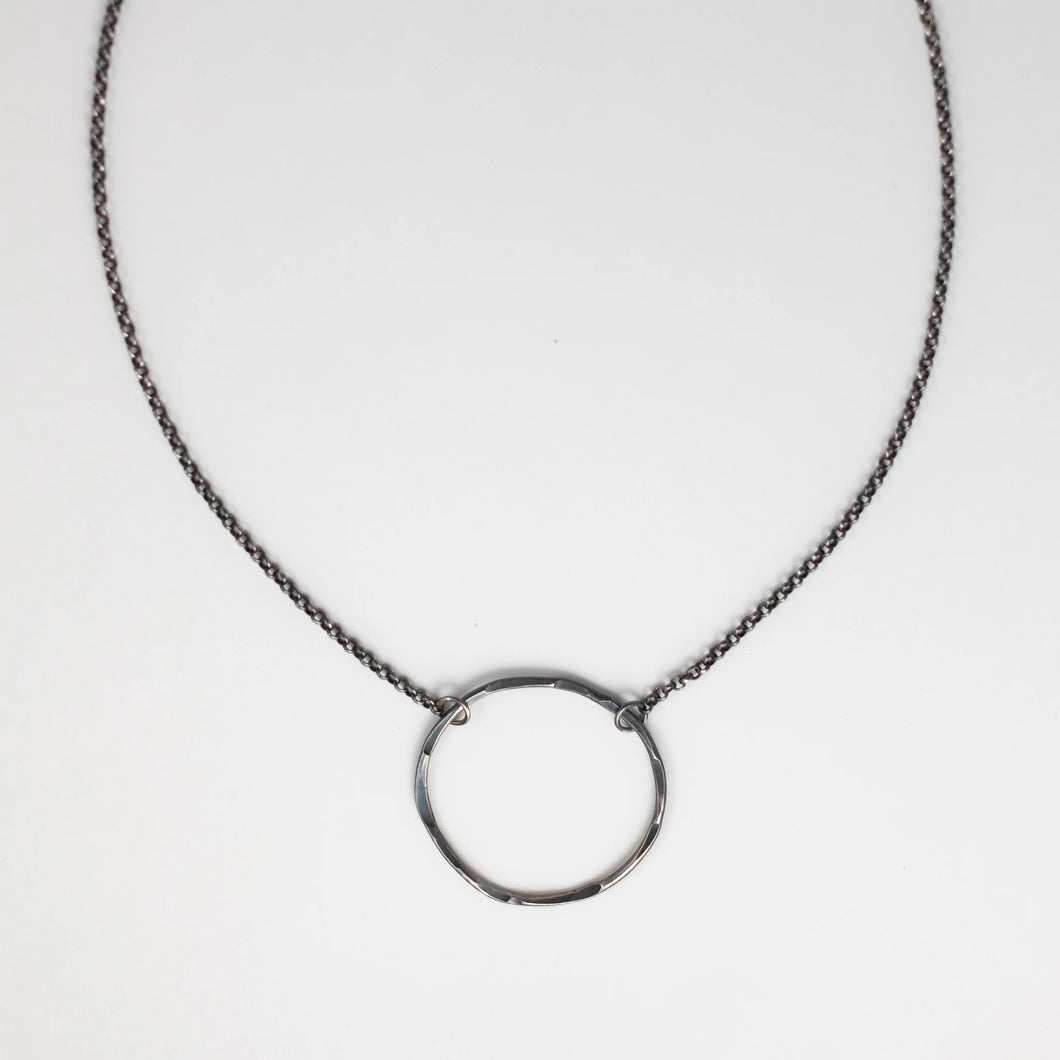 Circle Necklace Small (Oxidized)