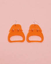Load image into Gallery viewer, Hollow Ovoid Earrings

